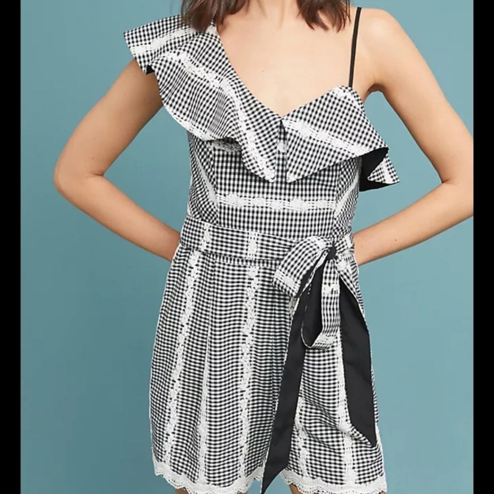 Adelyn Rae Gingham Romper One Shoulder Ruffle Lace Trim Black White Small‎
